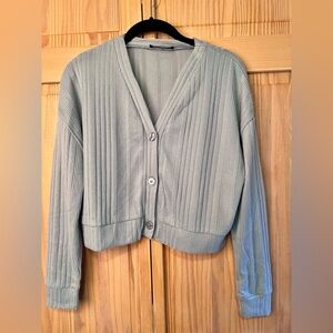 Street Society women’s knit light weight cardigan size small